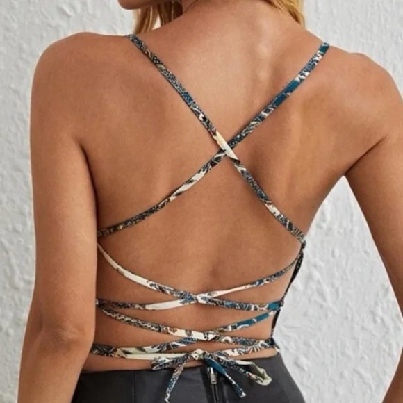 Shein teal Bandana print satin backless top size S - Picture 5 of 6